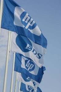 HP closes EDS deal
