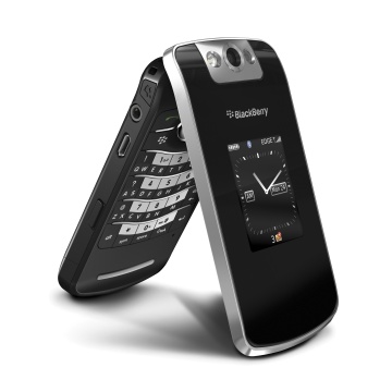 RIM introduces the first BlackBerry flip phone