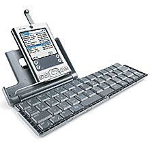 palmOne unveils its cross-platform wireless keyboard