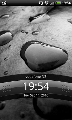 Sense UI lock screen