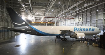 Amazon to show first of its air cargo planes